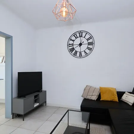 Maison 2 Hébergement de vacances *
